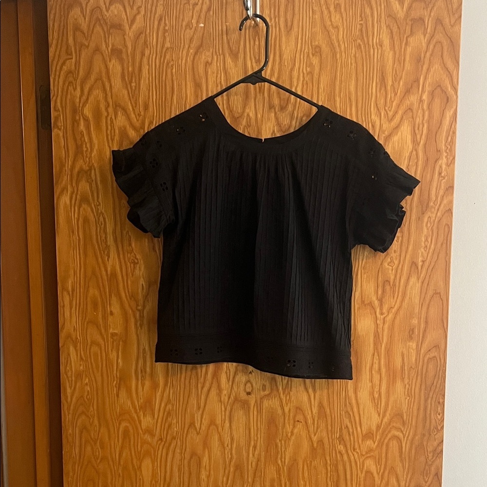 Chic Black Ruffled Women's Blouse